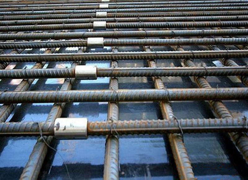 铁力为什么建楼房时，要在钢筋上加一排小圆环？原来作用这么大